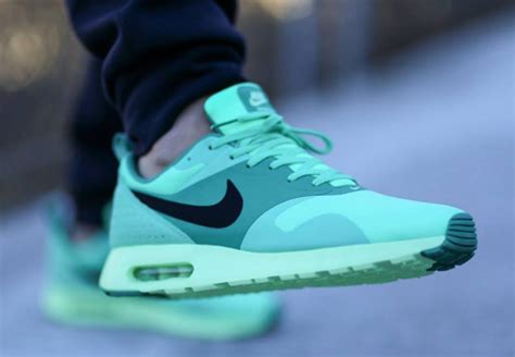 nike air max tavas mint grün|Nike Air Max Tavas Green Glow Men's .